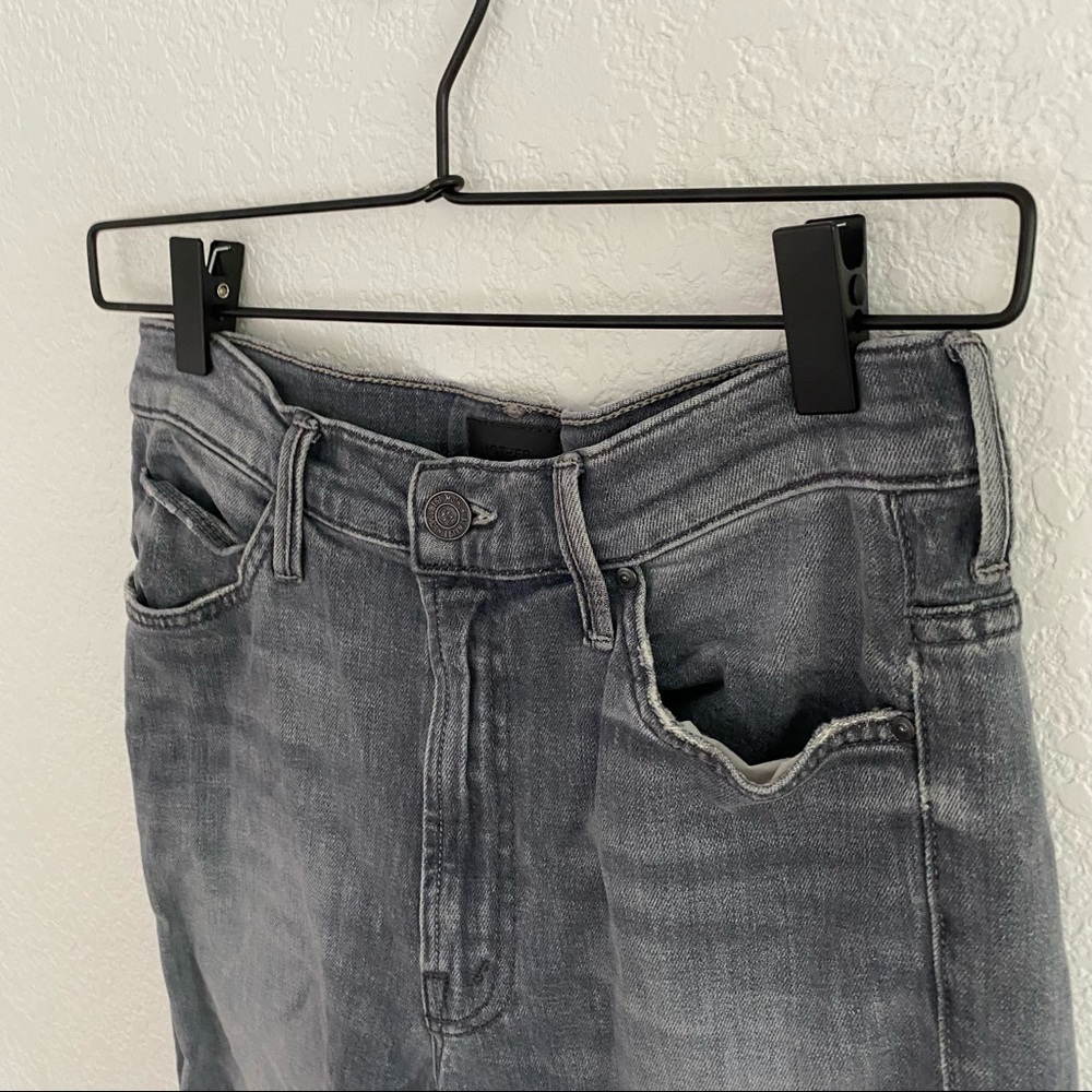 MOTHER Women’s Size 26 “High Waisted Rascal Ankle Snippet” Fray Gray Denim Jean - Picture 4 of 12